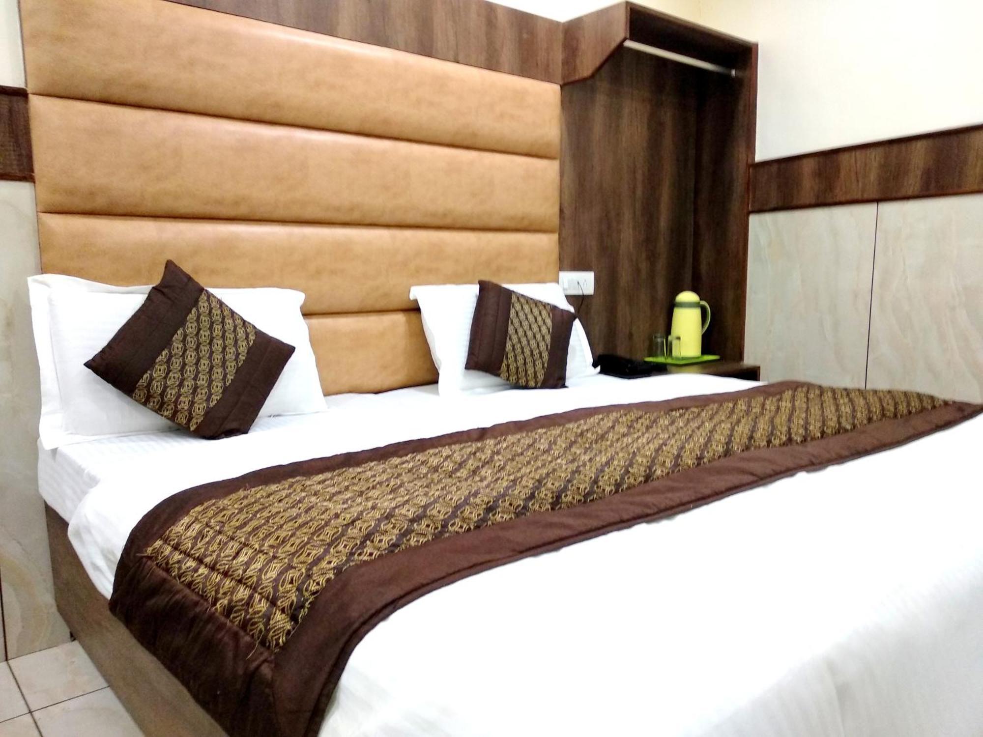 Hotel Raghunath Jammu Dış mekan fotoğraf