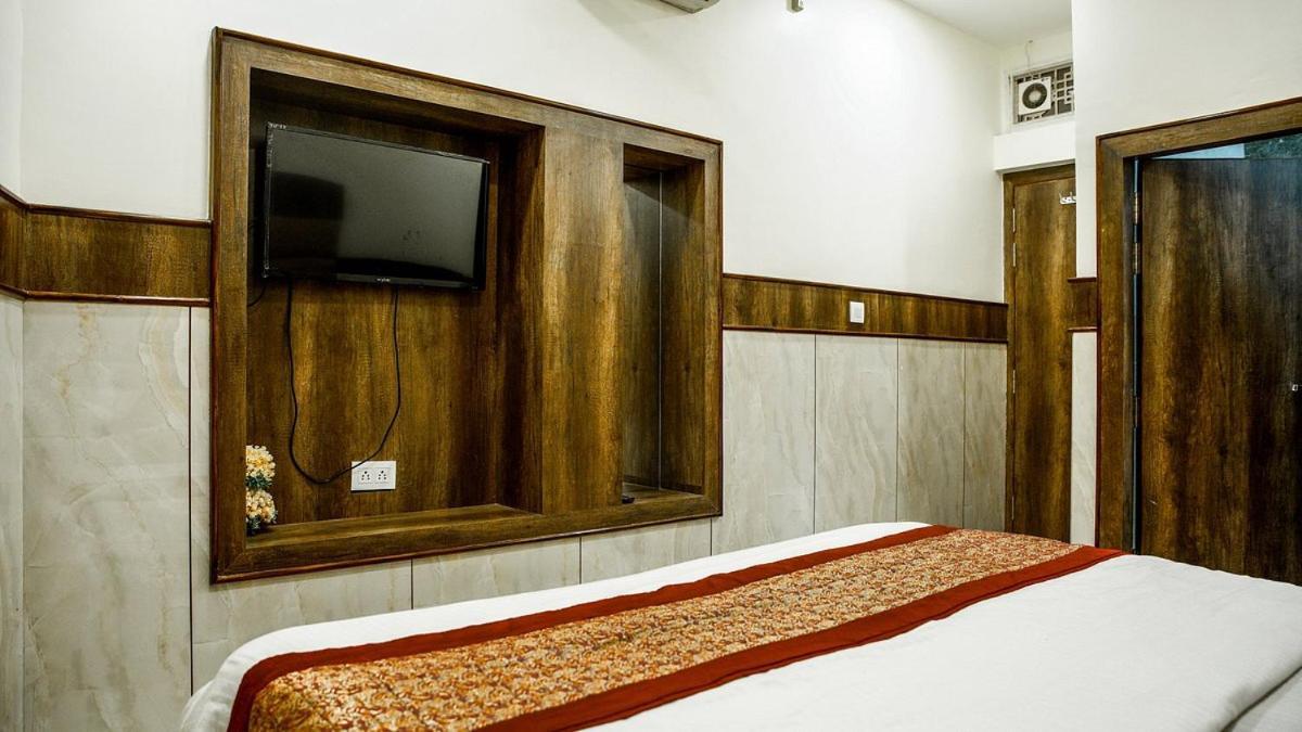 Hotel Raghunath Jammu Dış mekan fotoğraf