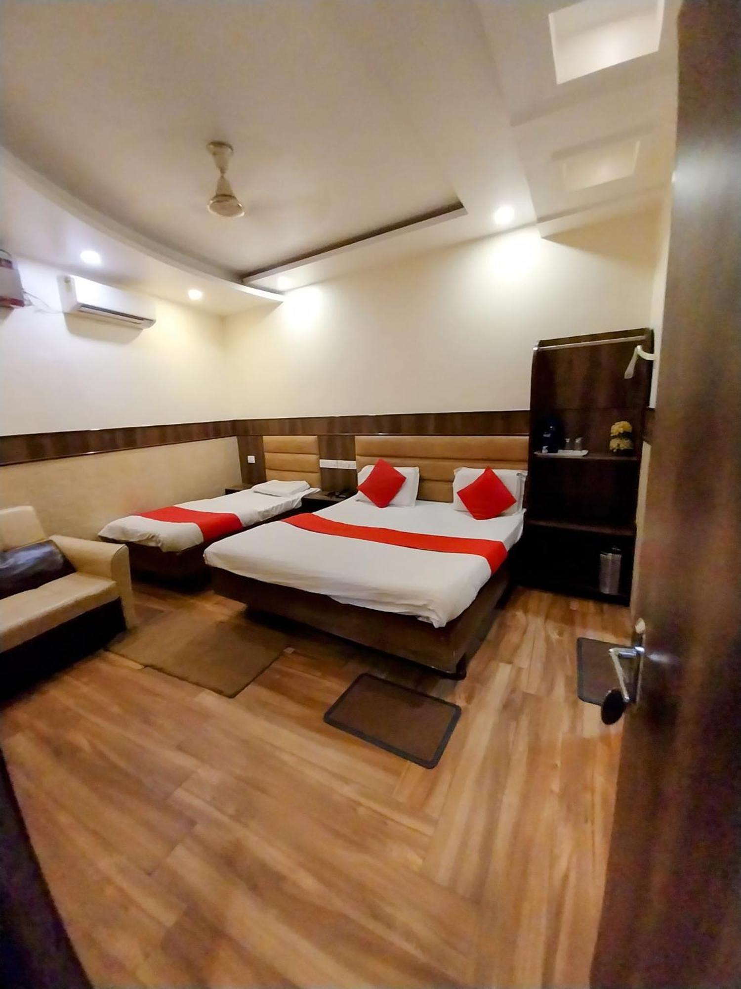 Hotel Raghunath Jammu Dış mekan fotoğraf