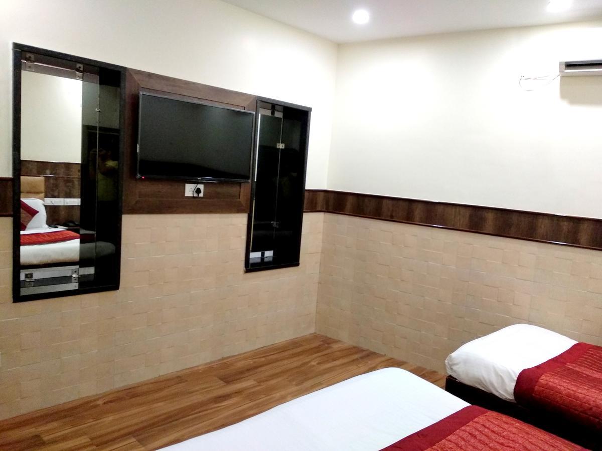Hotel Raghunath Jammu Dış mekan fotoğraf